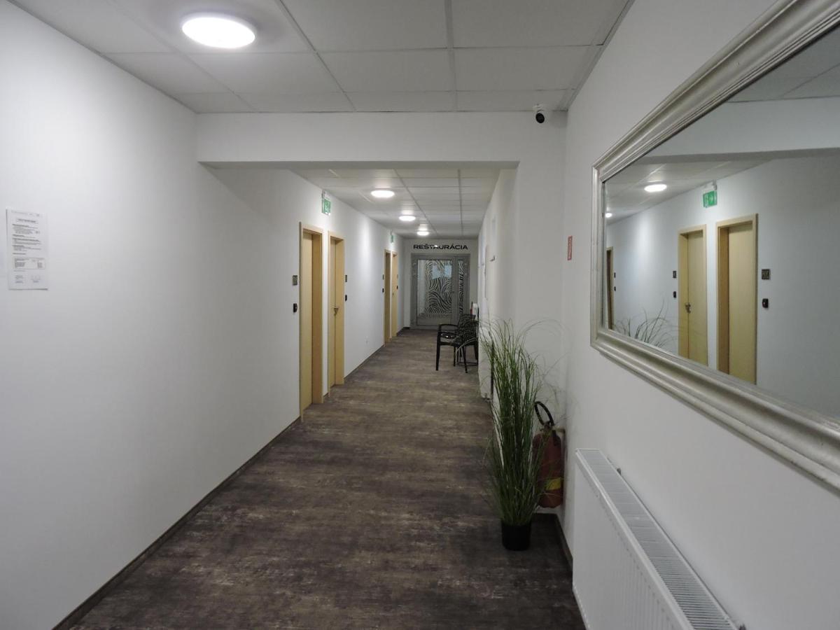 Primma Hotel Moldava nad Bodvou Zewnętrze zdjęcie
